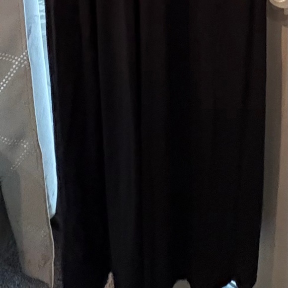 Cache Gown - Picture 6 of 10